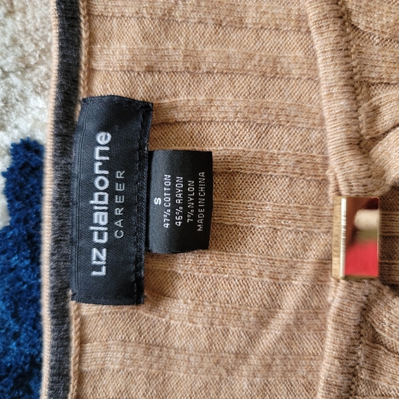 Liz Claiborne Sweater - Picture 2 of 4